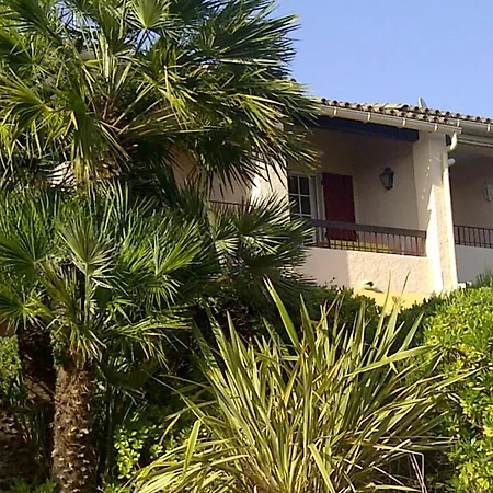 Superb With Balcony Near The * Saint-Raphael (Var)