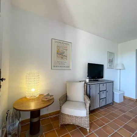 Superb With Balcony Near The Apartment Saint-Raphaël