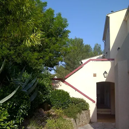 Superb With Balcony Near The Appartement *